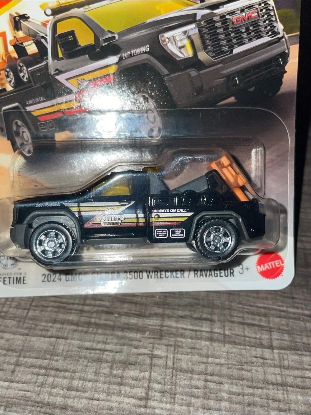 Tow Truck Matchbox 2024 GMC Sierra 3500 Wrecker Toy Truck - Black & Yellow